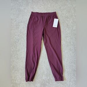 NWT Lululemon Athletica Burgundy Adapted State HR Jogger Pants Sz 8